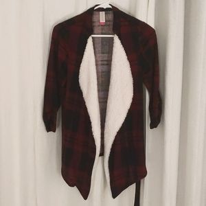 No Boundaries Open Front Red Black Plaid  Cardigan